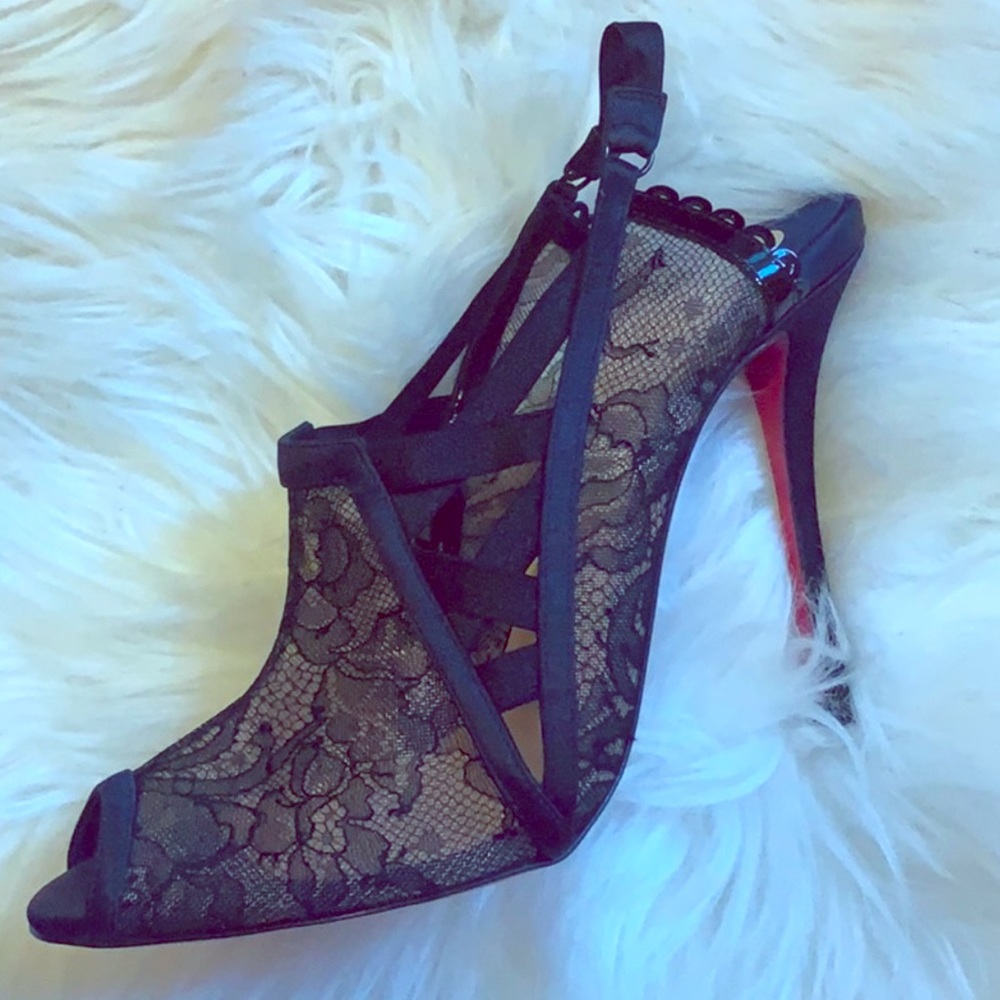 NEW Christian Louboutin Heels